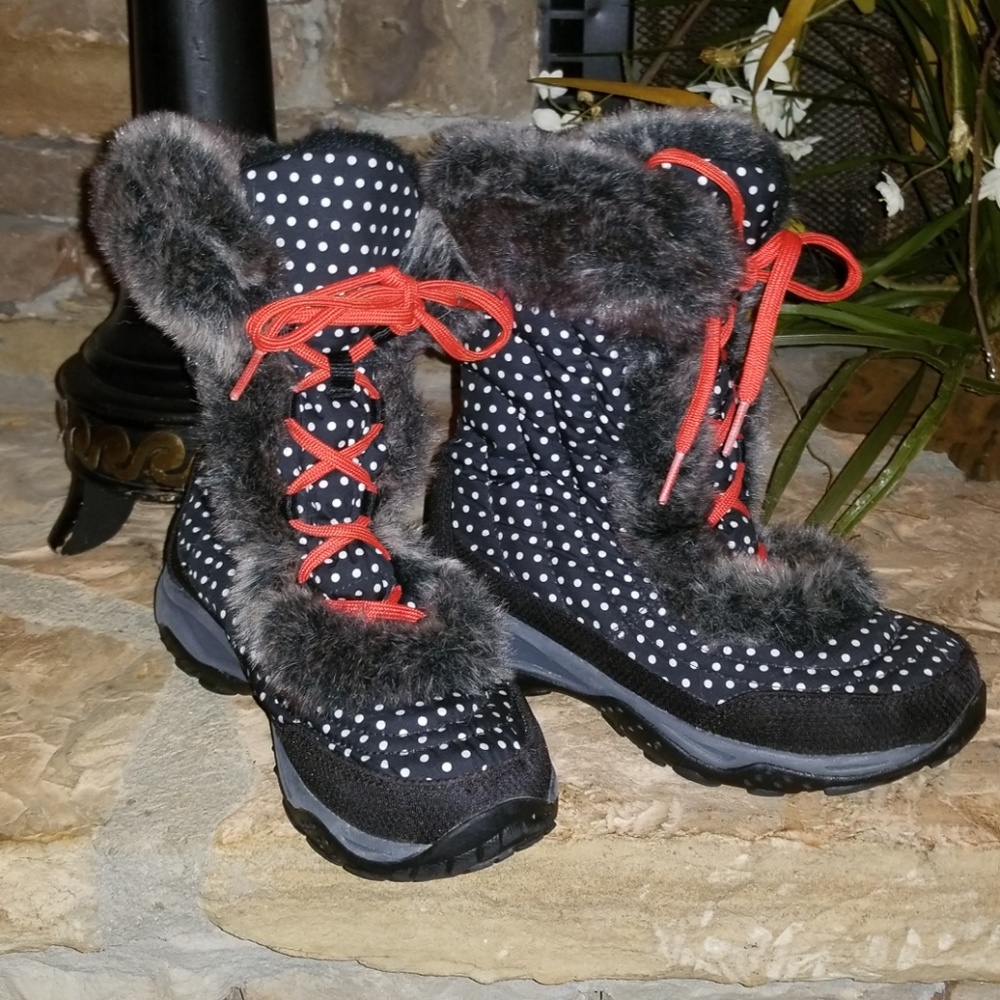 Girls 4 North Face snow boots